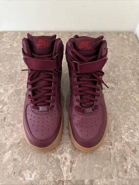 Women's Nike Air Force 1 High SE Maroon Gum Athletic 860544 600 Size 8